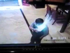 Samsung Smartphone Explodes yet Again, Blames Third-party Battery